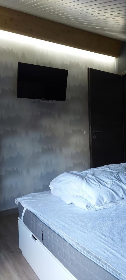 Le Cerf1 Casa de hóspedes Bertogne Exterior foto